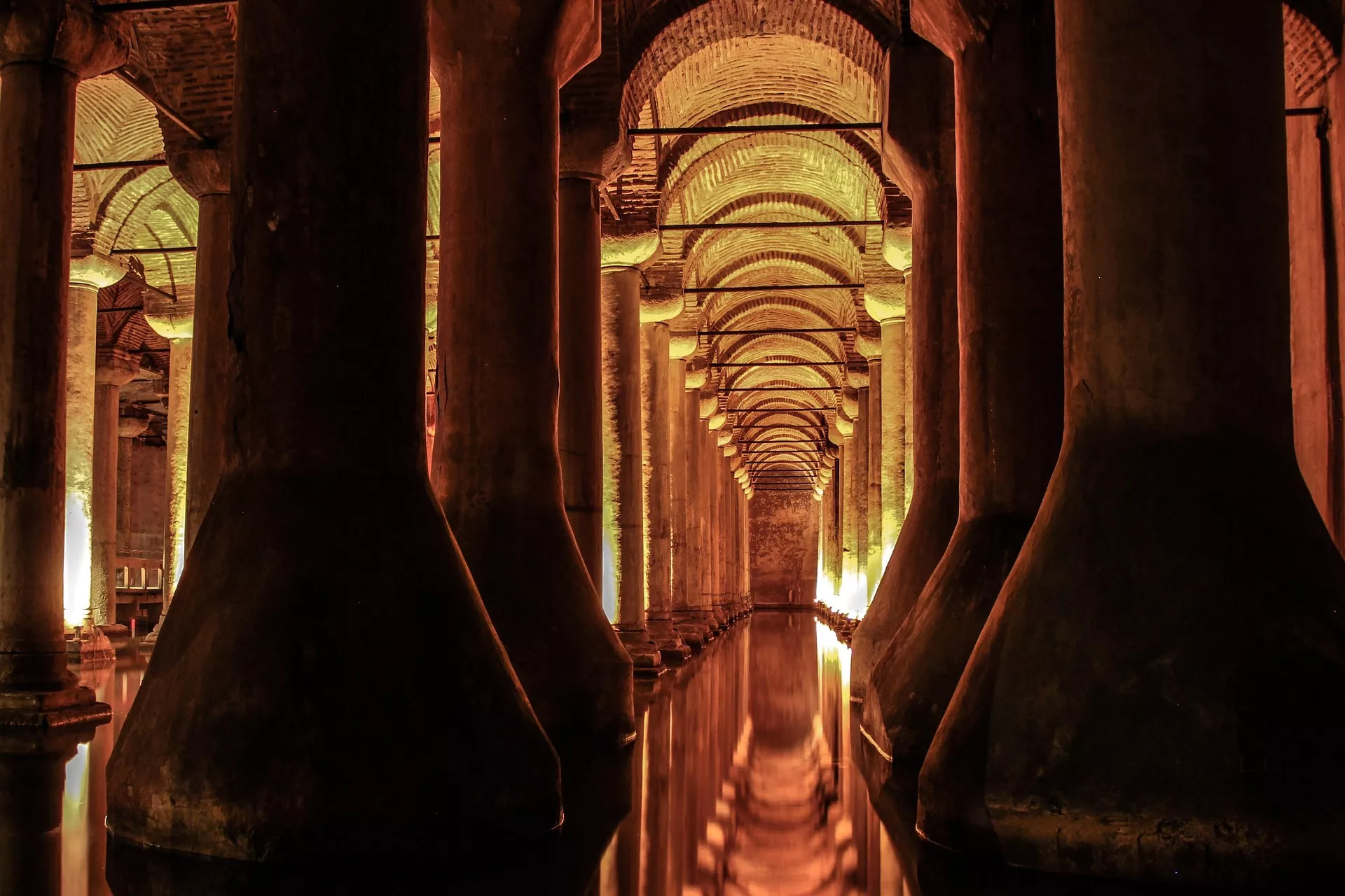Basilica Cistern interior